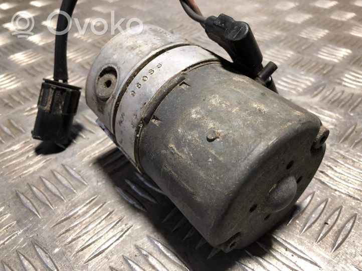 BMW 5 E39 Pompe hydraulique de toit convertible 0265410054