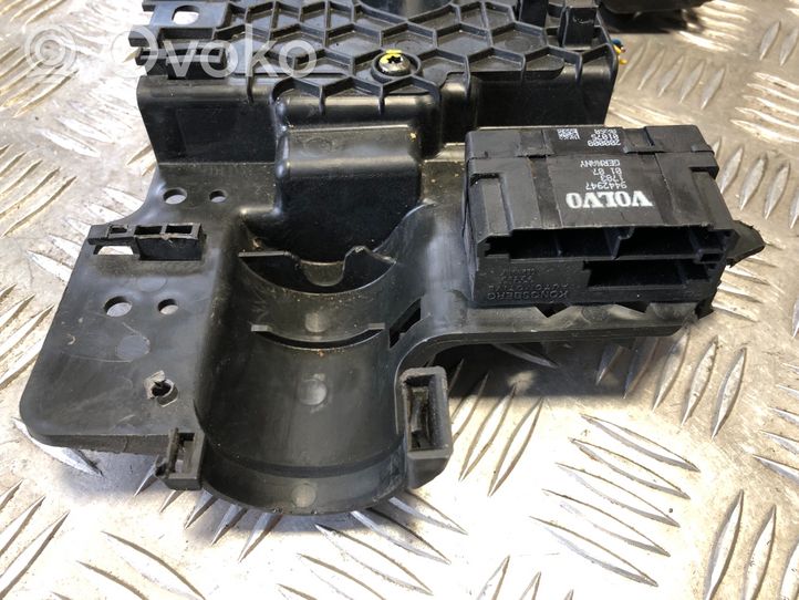 Volvo V70 Seat control module 8622857