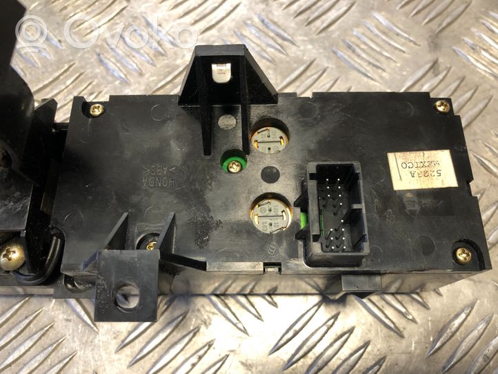 Honda Accord Panel klimatyzacji D7889