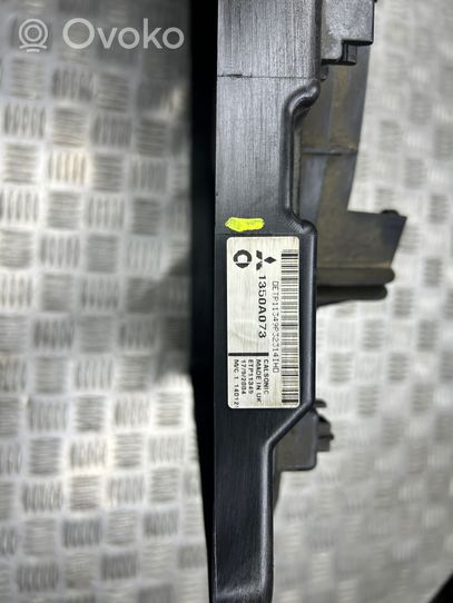 Mitsubishi Colt Convogliatore ventilatore raffreddamento del radiatore 1350A073