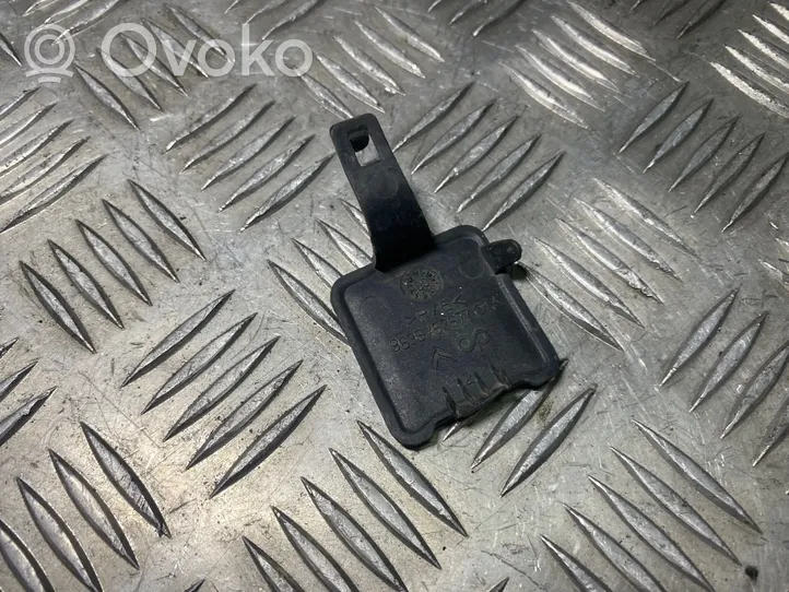 Citroen C5 Zaślepka haka holowniczego zderzaka tylnego 9636753677