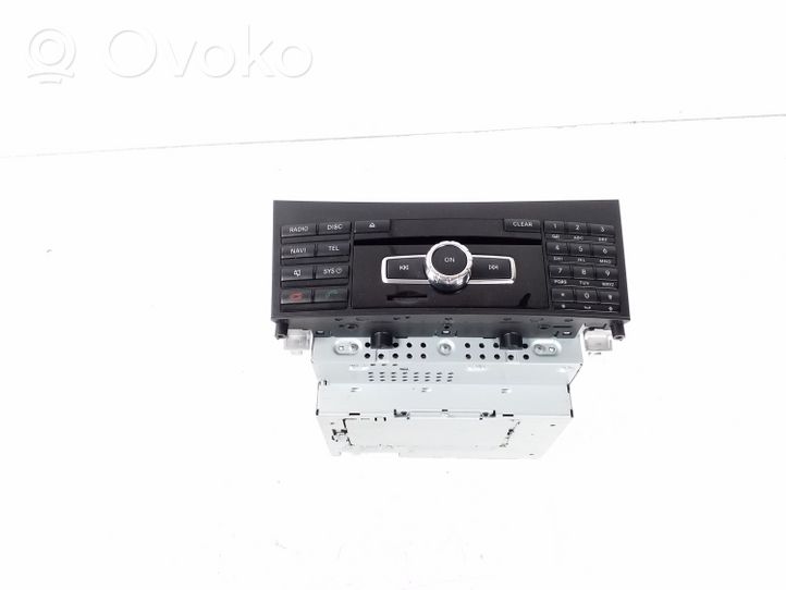 Mercedes-Benz E W212 Radio/CD/DVD/GPS-pääyksikkö A2129005327