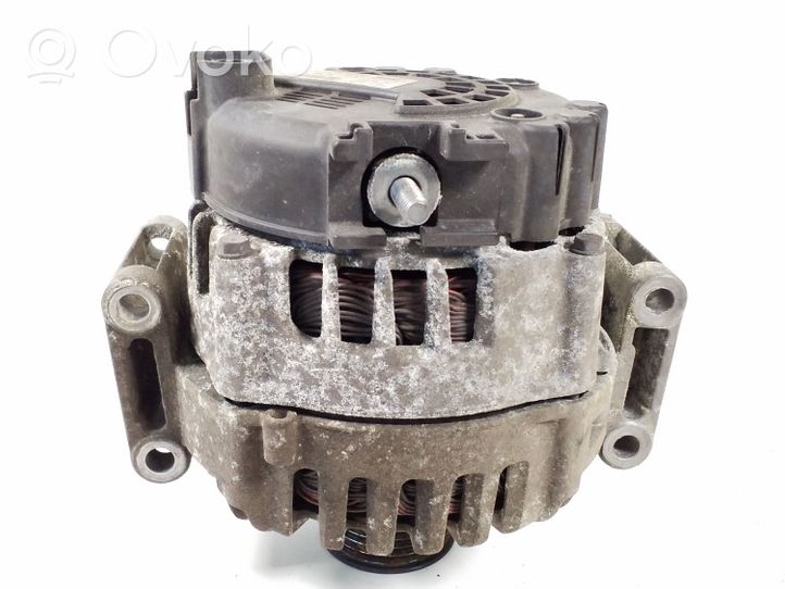 Mercedes-Benz E C207 W207 Generatore/alternatore 