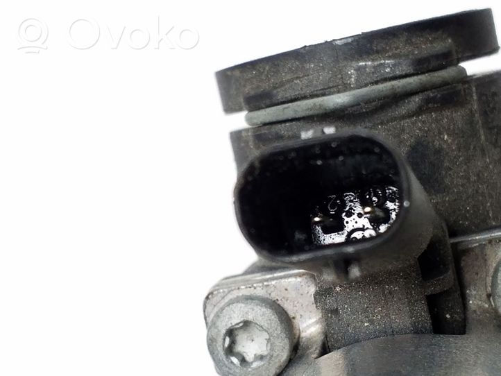 Mercedes-Benz S W221 Coolant heater control valve 