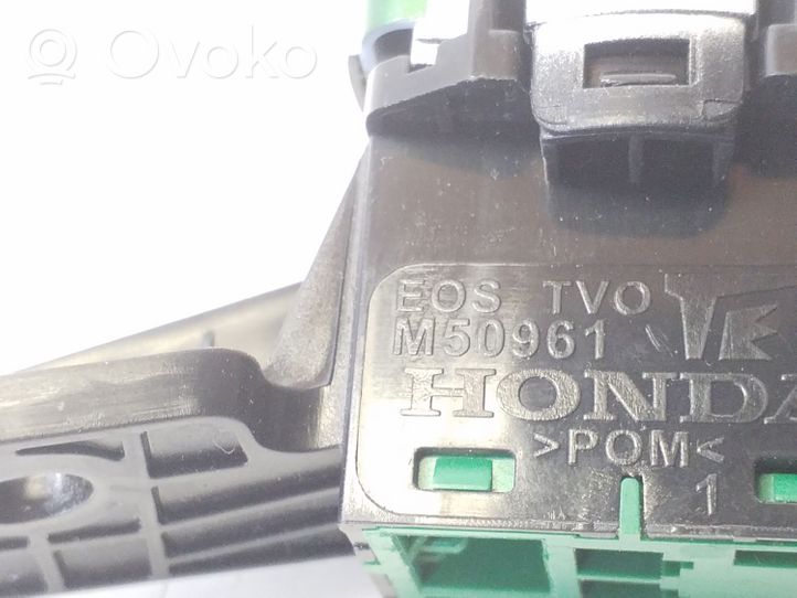 Honda Civic IX Autres commutateurs / boutons / leviers M50961
