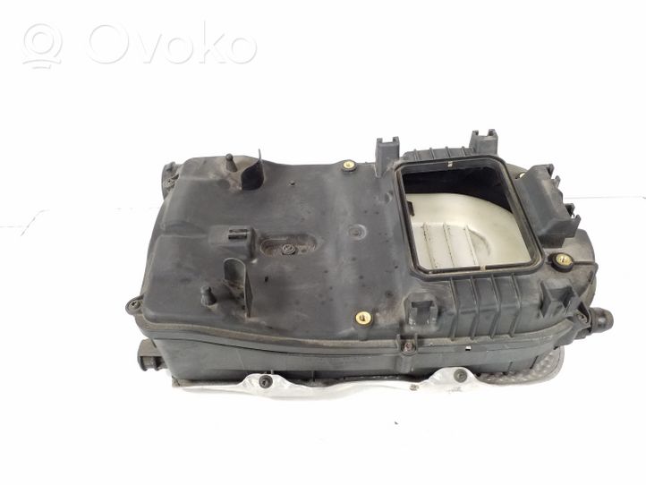 Mercedes-Benz SLK R172 Luftfilterkasten A6510901701