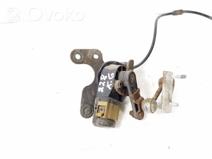 Mercedes-Benz E C207 W207 Niveausensor Leuchtweitenregulierung hinten A0045429918