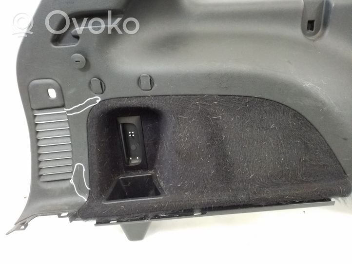 Jeep Grand Cherokee Revestimiento lateral del maletero/compartimento de carga I01050039BL