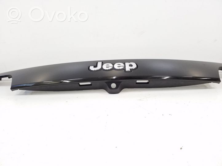 Jeep Grand Cherokee Galinio dangčio numerio apšvietimo juosta 1WD55TRM