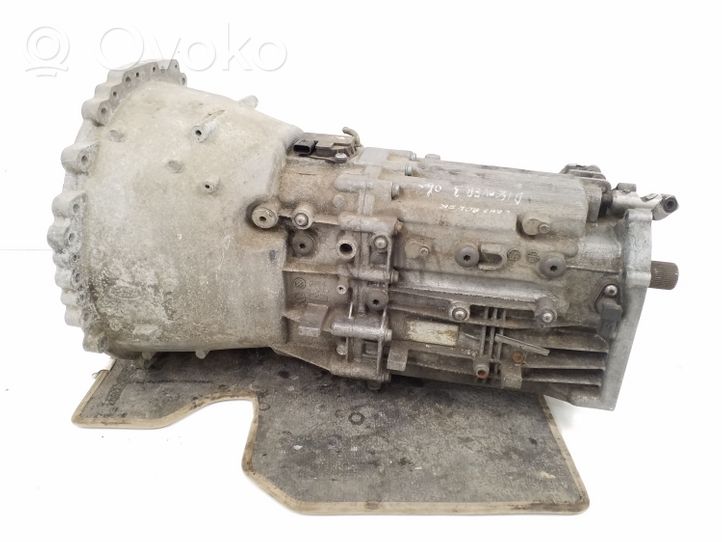 Land Rover Discovery 3 - LR3 Mechaninė 6 pavarų dėžė 1067401082