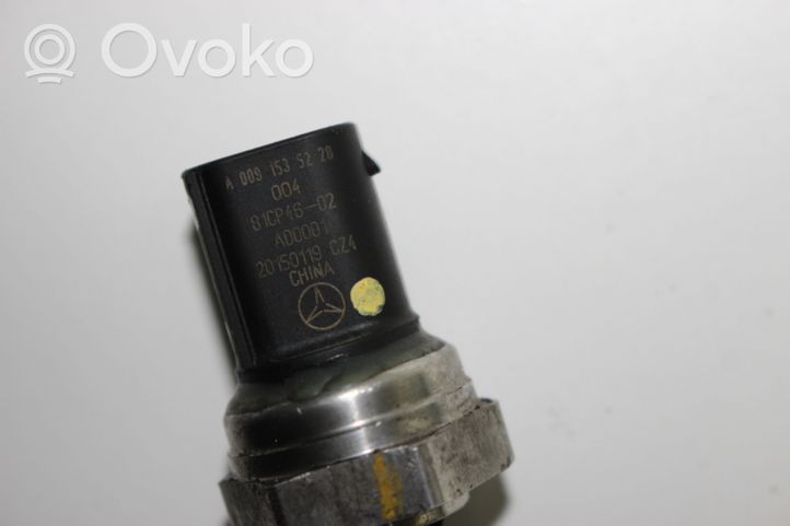 Mercedes-Benz Vito Viano W447 Sensor / Fühler / Geber A0091535228