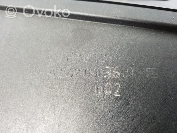 Mercedes-Benz E C207 W207 Boîtier de filtre à air A6420903601