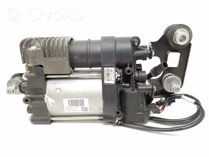 Porsche Cayenne (92A) Compressore/pompa sospensioni pneumatiche 7P0616006F