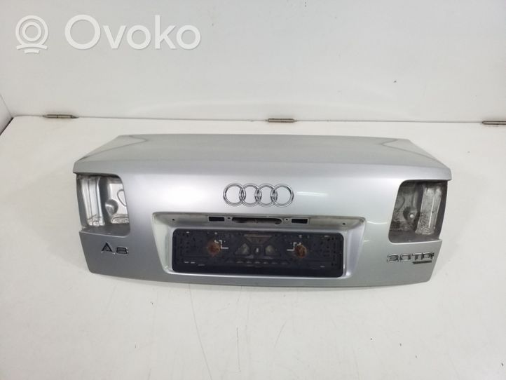 Audi A8 S8 D3 4E Tylna klapa bagażnika 4E0827023A