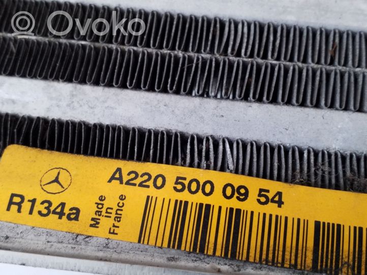 Mercedes-Benz SL R230 Jäähdyttimen lauhdutin (A/C) A2205001054