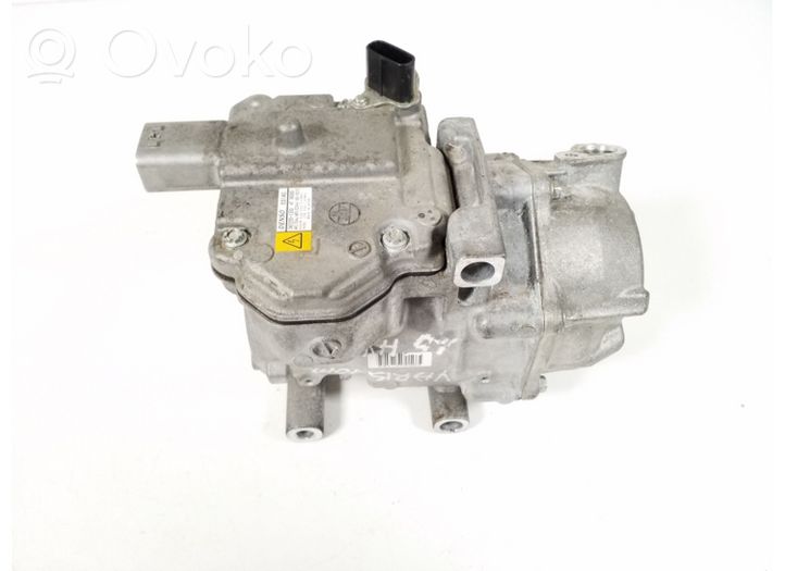 Toyota Yaris Ilmastointilaitteen kompressorin pumppu (A/C) 0422001350