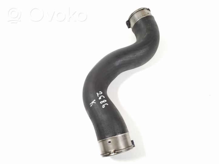 Mercedes-Benz SLK R172 Tube d'admission de tuyau de refroidisseur intermédiaire A1725280782