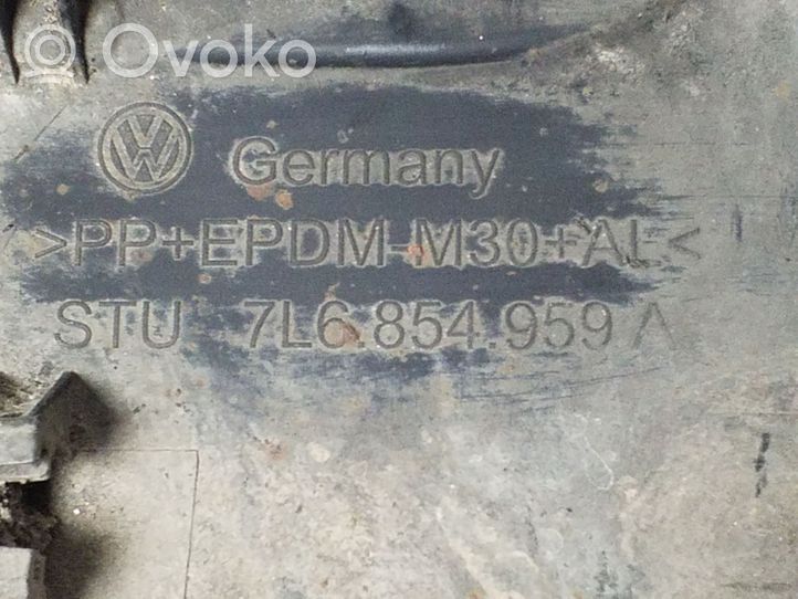 Volkswagen Touareg I Lokasuojan lista (muoto) 7L6854959A