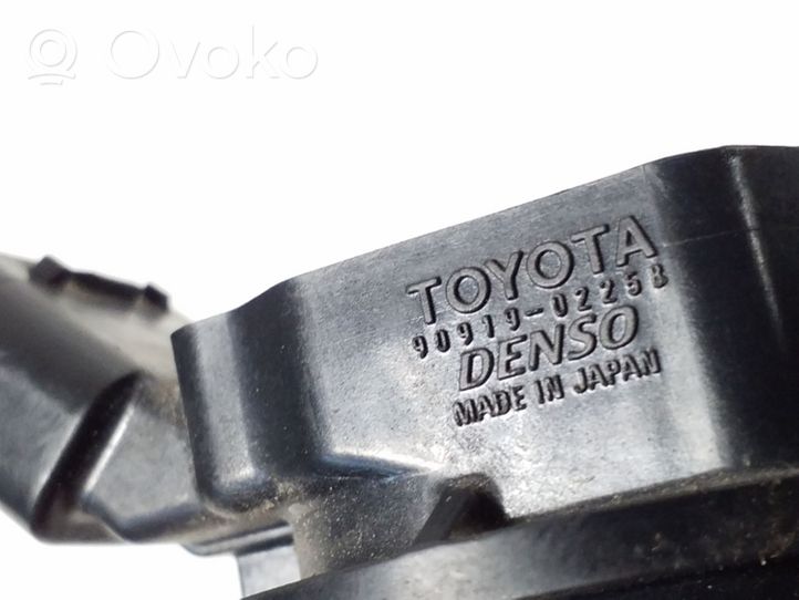 Toyota Prius (XW30) Реле высокого напряжения бобина 9091902258