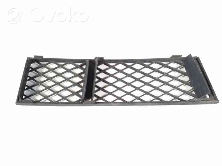 BMW 7 F01 F02 F03 F04 Grille inférieure de pare-chocs avant 7184149