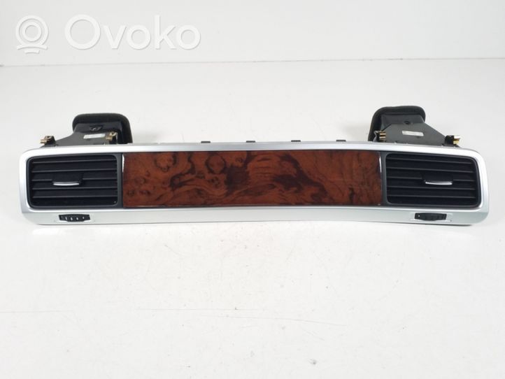 Volkswagen Touareg II Rivestimento del pannello 7P2857189A