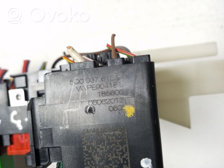 Audi A3 S3 8V Module de fusibles 5Q0937615C