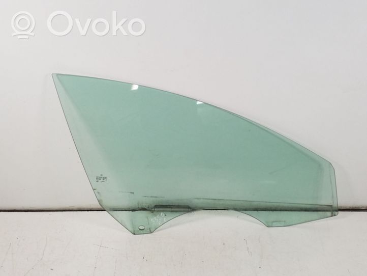 Mercedes-Benz CLS C218 X218 Front door window glass four-door 