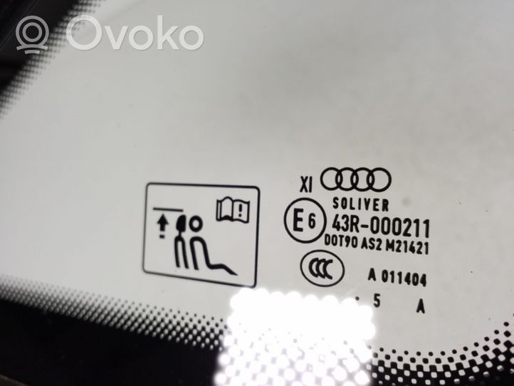 Audi A8 S8 D4 4H Szyba karoseryjna tylna 