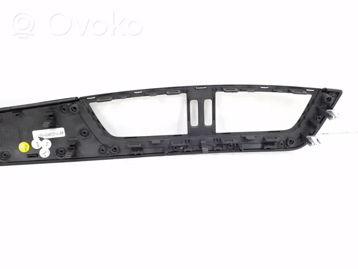 Mercedes-Benz C W204 Panelės apdaila A2046807271