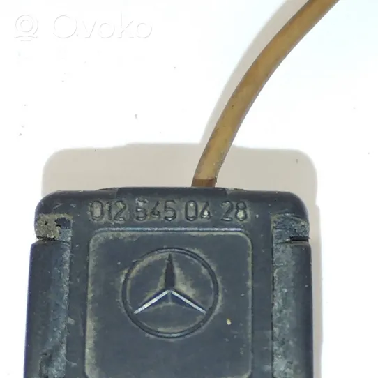 Mercedes-Benz E W124 Muu moottoritilan osa 0125450428