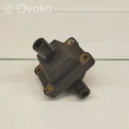 Mercedes-Benz E W124 High voltage ignition coil 0001587003