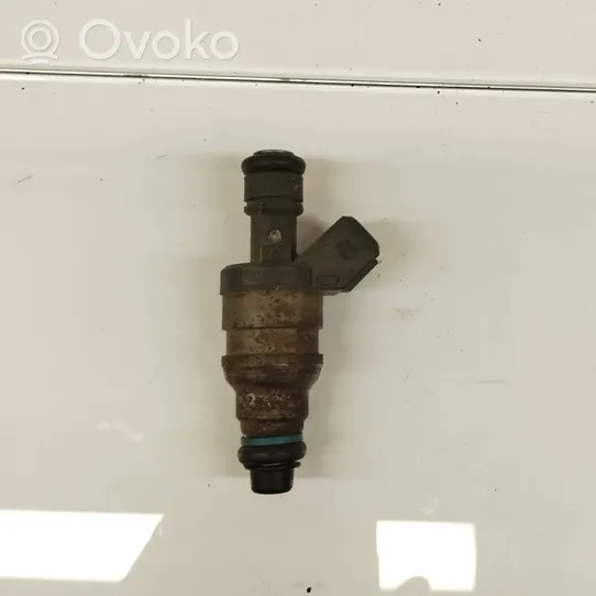 Mercedes-Benz E W124 Injecteur de carburant 0000787323