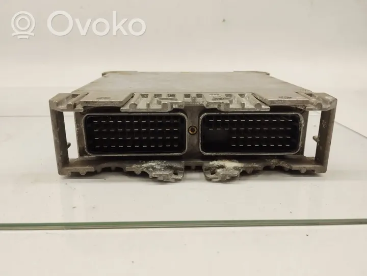 Mercedes-Benz E W124 Sterownik / Moduł ECU 0135451132