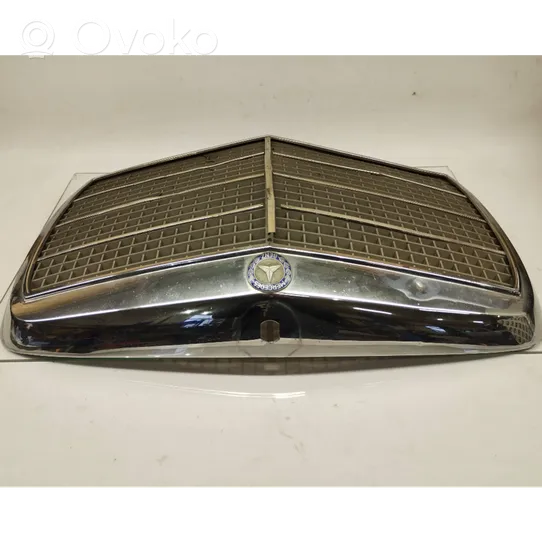 Mercedes-Benz 250 280 C CE W114 Atrapa chłodnicy / Grill 1158880315