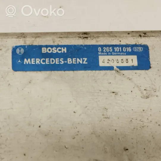 Mercedes-Benz W123 ABS valdymo blokas 0035457432