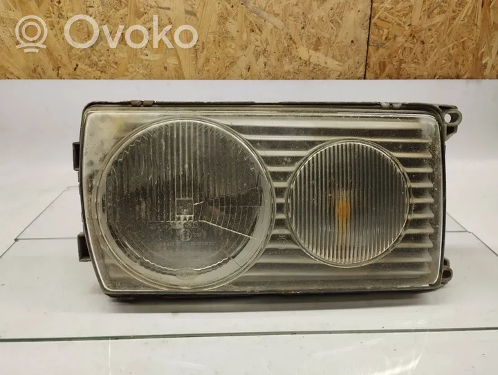 Mercedes-Benz 200 300 W123 Phare frontale 1238204261