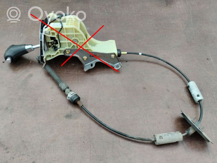 KIA Carnival Gear shift cable linkage 467604D000