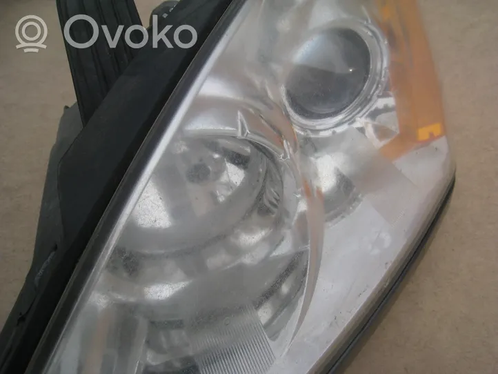 SsangYong Kyron Phare frontale 8310109101