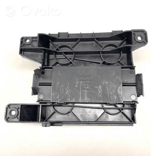 Audi A7 S7 4G Kita panelės detalė 4G0971824