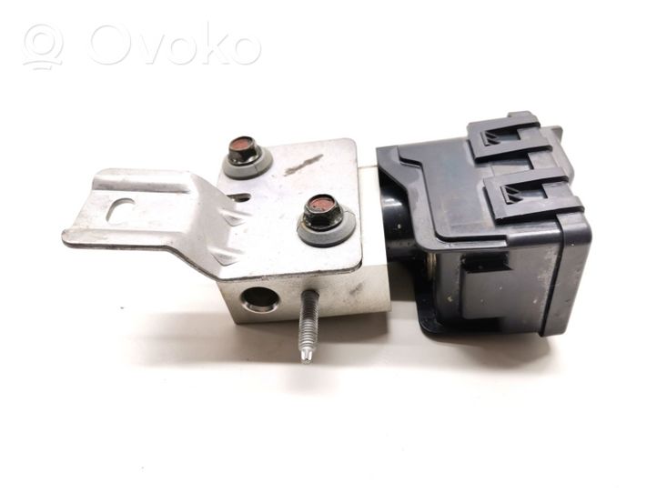 Peugeot 208 Air conditioning (A/C) expansion valve T16961C