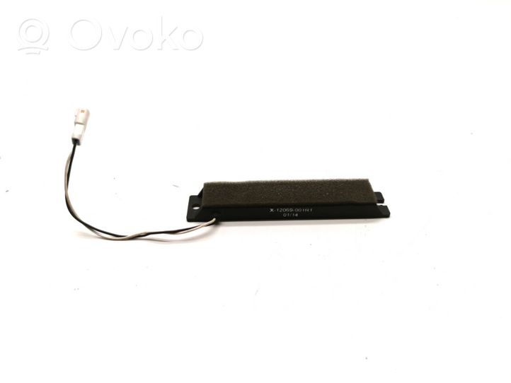 Tesla Model S Antenna GPS X12069001R1