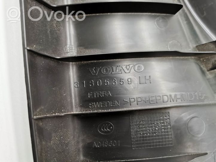Volvo V40 D-pilarin verhoilu (yläosa) 31305359