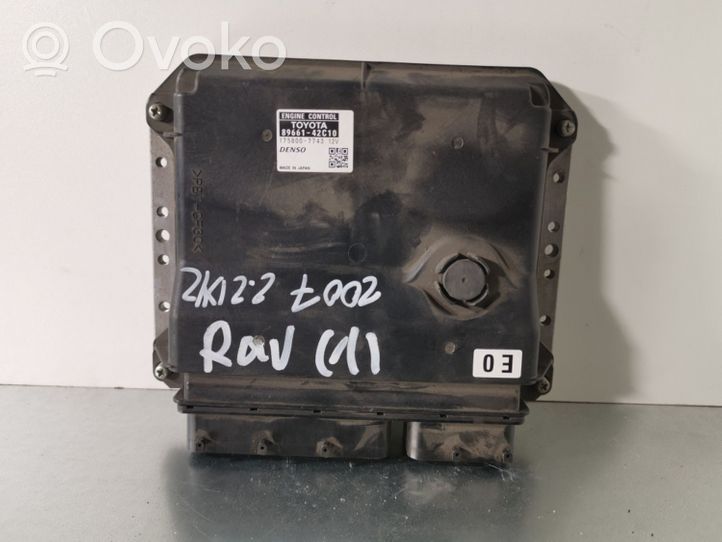 Toyota RAV 4 (XA30) Sterownik / Moduł ECU 8966142C10