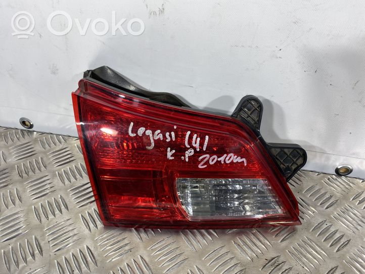 Subaru Legacy Lampy tylnej klapy bagażnika 13220072