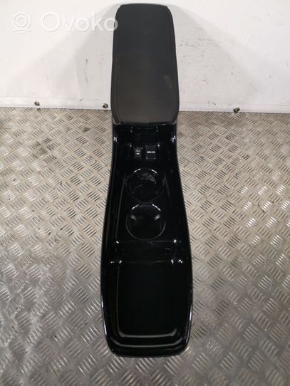 Toyota Prius (XW50) Center console 