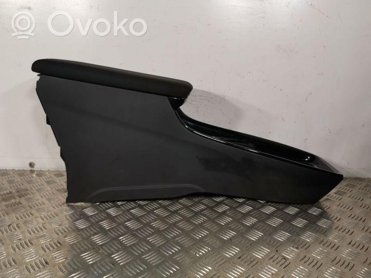 Toyota Prius (XW50) Center console 