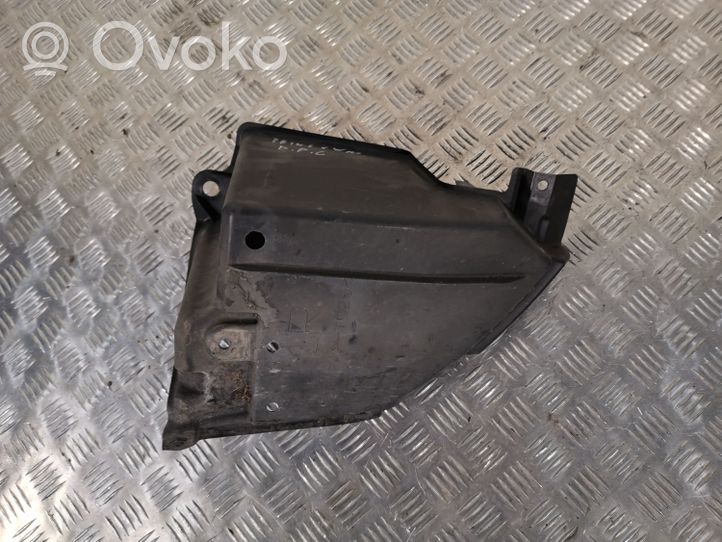 Toyota Prius (XW50) Aizmugurējā bufera apakšas aizsargs 5839847050