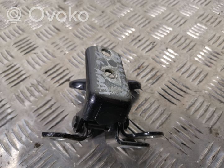 Toyota Prius (XW50) Rear door hinge set 