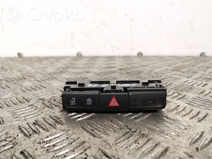 Opel Zafira C Hazard light switch 20934759