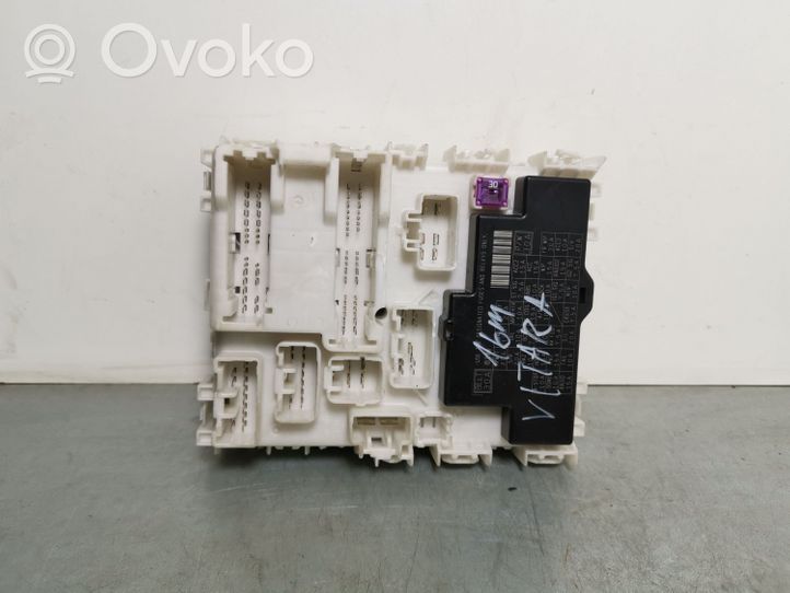 Suzuki Vitara (LY) Ramka / Moduł bezpieczników AA0A4880